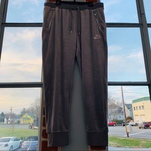 Nike Sweat pant NWT